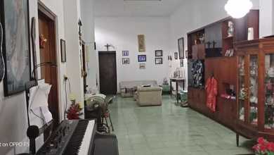 Dijual Rumah di Kramat. Dekat Cikini Akses Jalan Lebar