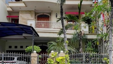 dijual Rumah lebar 10 di Permata Buana Jakarta Barat