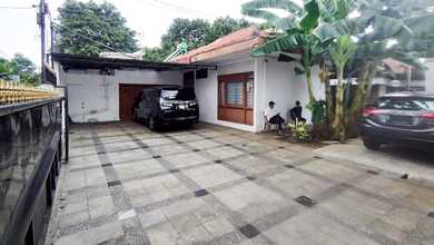 Rumah Tua Luas 785m2 Di Flamboyan Menteng Dalam