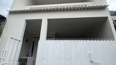 Rumah 2 Lantai Di Kemanggisan Slipi - Baru Renovasi
