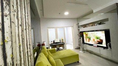 Rumah 2 Lantai Furnished Di Taman Surya 5 Jakbar