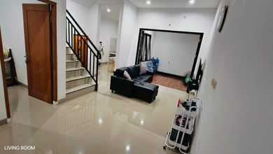 Rumah 2 Lantai Sudah Renov di Damara Village Bogor Dekat Sentul
