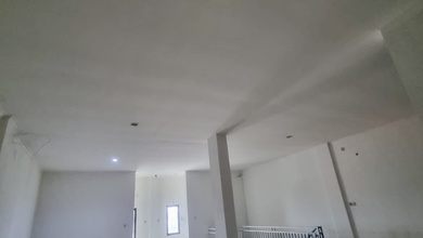 Disewakan Ruko Gandeng siap pakai di Karang Tengah