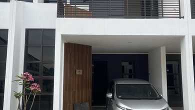 Disewakan Perumahan Aryana Karawaci 2 Lantai Siap Huni