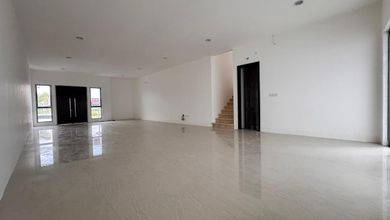 Rumah Sederhana di Golf Island, Jakarta Utara, LT 250 m2