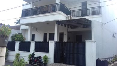 Jual Cepat Di Bawah Harga Pasar . Rumah Bagus Terawat Baik