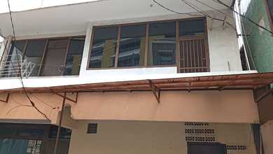 Rumah Tempat Tinggal + Kost 6 Pintu Samping Kampus Trisakti & Rs Sumber Waras, Akses Mobil Deket Pusat Niaga Grogol & Roxy Mas.