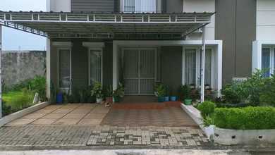 Rumah Eksklusif di Kompl Raffles Hill Deket Toll Cibubur