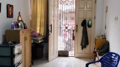 Dijual Cepat Termurah Rumah 2 Lantai Taman Semanan Indah 6X15 Bu