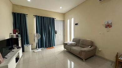 Dijual Rumah Cantik Hook Utara Lebar 12.5 Bagus Cluster Amerika