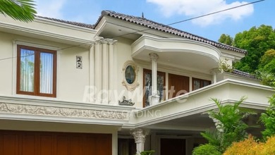 Harga di Bawah NJOP Rumah Pancoran Jakarta Selatan. Ada Swiming Pool