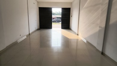 Ruko di Jl. Prabu Kian Santang, Tangerang Pinggir Jalan Raya