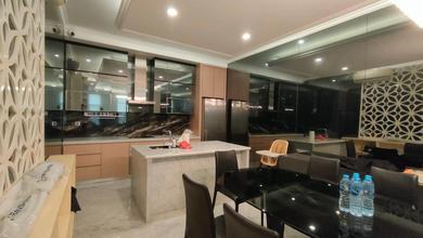 Green Lake City Cluster Amerika Latin Rumah 2 Lantai