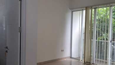 Rumah 3 Kamar Green Lake City Jakarta Barat