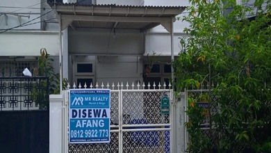 Rumah Sewa Muara Karang 2 Lantai Siap Pakai Cluster Favorit Jakarta Utara