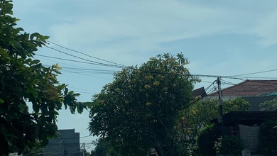 Cocok untuk Bangun Ulang. Luas Tanah400m