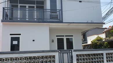 Rumah 2Lantai Brand New Pusat Kota