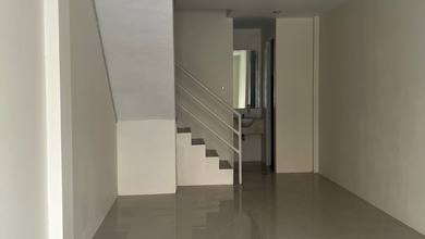  Ruko 3.5lantai Rapi Siap Pakai  di Komplek Sentra Bisnis, Pluit