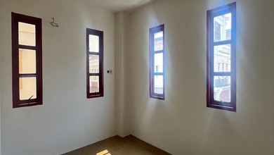 Ruko Hoek Rapi Siap Pakai Hgb Diatas Hpl Sentra Bisnis, Pluit