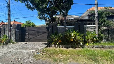 Rumah 2 Lantai di  Buluh Indah Denpasar barat Siap Huni