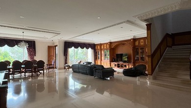 Dijual Rumah Mewah di Lotus Palace PIK. Bagus dan Rapih 