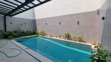 Rumah Pantai Indah Kapuk 300m Ada Pool Brand New SHM 3lantai