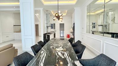 Sewa Rumah Mewah Pik 1 Type 8X24 2,5Lantai Full Furnish Bagus