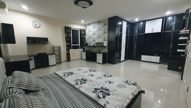 Sewa Rumah Pantai Indah Kapuk 200m2 Furnish 4Kamar Rapi Siaphuni