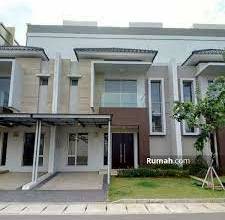 Jual Rumah PIK Golf Island 8x15 2lantai Rapi siap huni TERMURAH