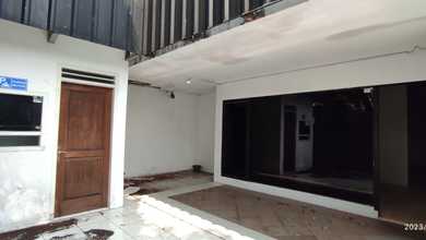 Disewakan Rumha 2 Lantai Di Duren Tiga Jakarta Selan 