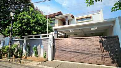 Rumah 2 Lantai Furnised Di Duren Tiga Jakarta Selatan