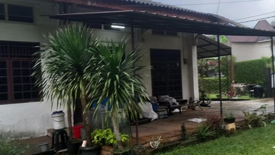 Di Jual Rumah Tua Hitung Tanah di Duren Tiga Jakarta Selatan