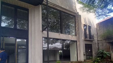 Di Sewakan Gedung 2 Lantai Siap Huni Di Kemang Jakarta Selatan