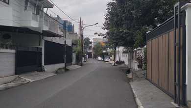 Cepat! Tanah Lokasi Strategis di Tomang