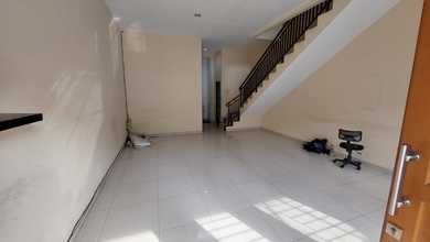 Rumah Bagus 3 Lantai Di Tomang Bebas Banjir Akses Jalan 2 Mobil