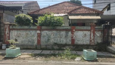 Rumah Lama Hitung Tanah Lokasi Strategis & Perkantoran Di Tomang