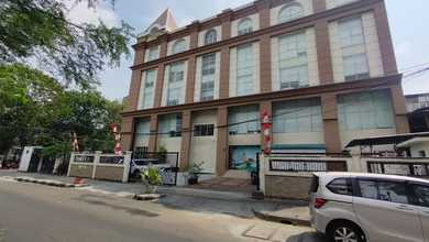 Gedung Perkantoran Dengan Lokasi Strategis Dan Akses Gampang Kemana Mana Di Jakarta Barat