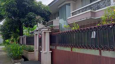 Rumah 2 Lantai Siap Huni Bagus Lokasi Strategis Di Grogol