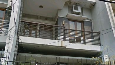 Rumah 3 Lantai di Grogol Jakarta Barat