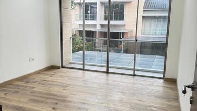 Rumah 2 Lantai Cluster Serenade Lagoon Di Golf Island Pik