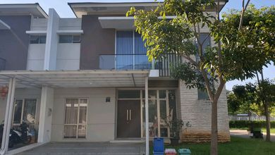 DISEWA RUMAH VIRGINIA BOULEVARD - PIK2 150m2 (NEGO)