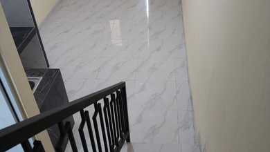 Di Sewakan Rumah Baru 2 Lantai Vila Taman Bandara Bagus