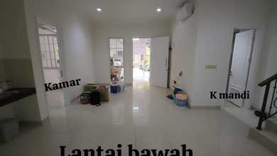 Rumah Bagus Green Lake City Cluster eropa. Luas 10x20