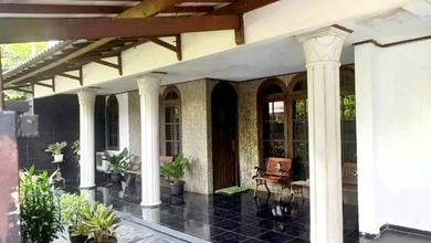 Di Jual Rumah Bekasi Jalan Taman Serayu Jakasampurna Bekasi Selatan