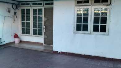 Rumah Muara Karang Strategis