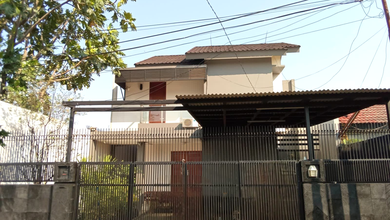 Dijual Cepat Rumah Asri Di Meruya Luas Tanah 250m², Dekat Akses Tol, Strategis & Bebas Banjir