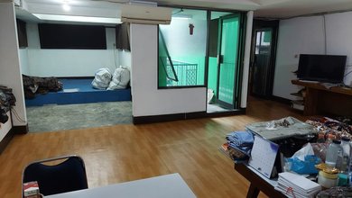 Rumah 4 Lantai Jembatan Gambang Dekat Bandengan Jakartaa Utara