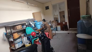 Rumah 2 Lantai Dijelambar Murah