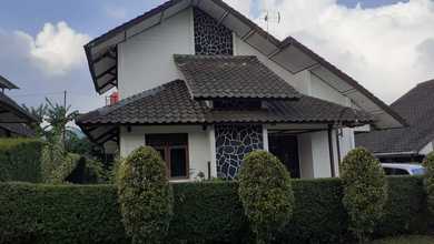 Di Jual Villa Bougenvile SHM