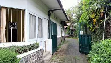 Rumah Pusat Kota Bandung Mainroad Riau Strategis dan Jual Cepat